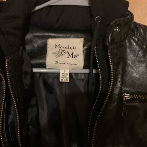 Leather jacket - Picture 5 of 5